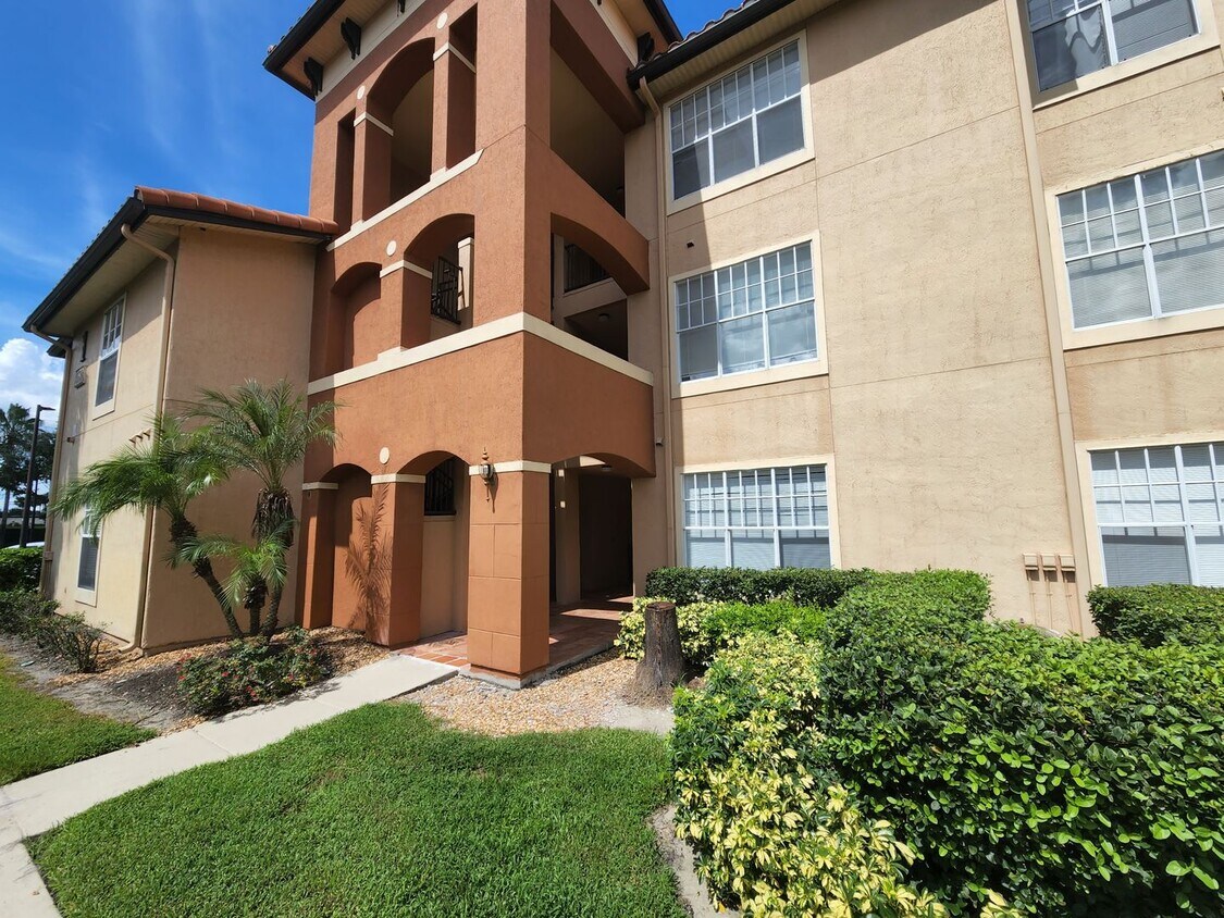 Foto del edificio - 5578 Metrowest Blvd