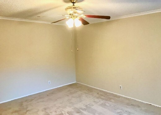Foto del edificio - Spacious 2 Bed 1 Bath Sunnyvale Duplex