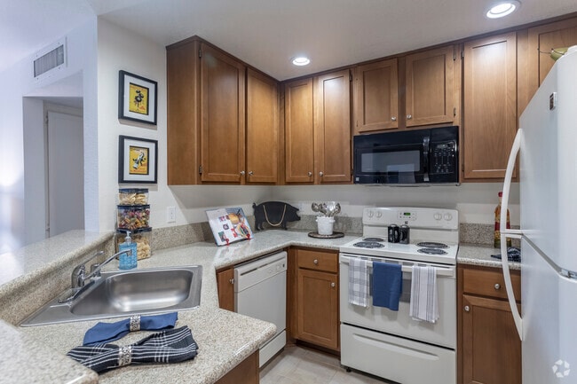 2 BR, 2 BA - Plan 4 - River Run Village