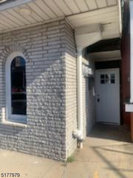 Foto principal - 194 Harrison Ave
