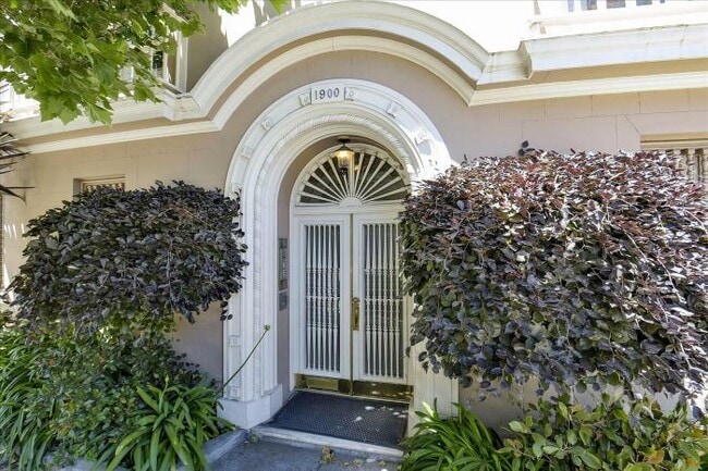 Building Photo - 2 bedroom in San Francisco CA 94109