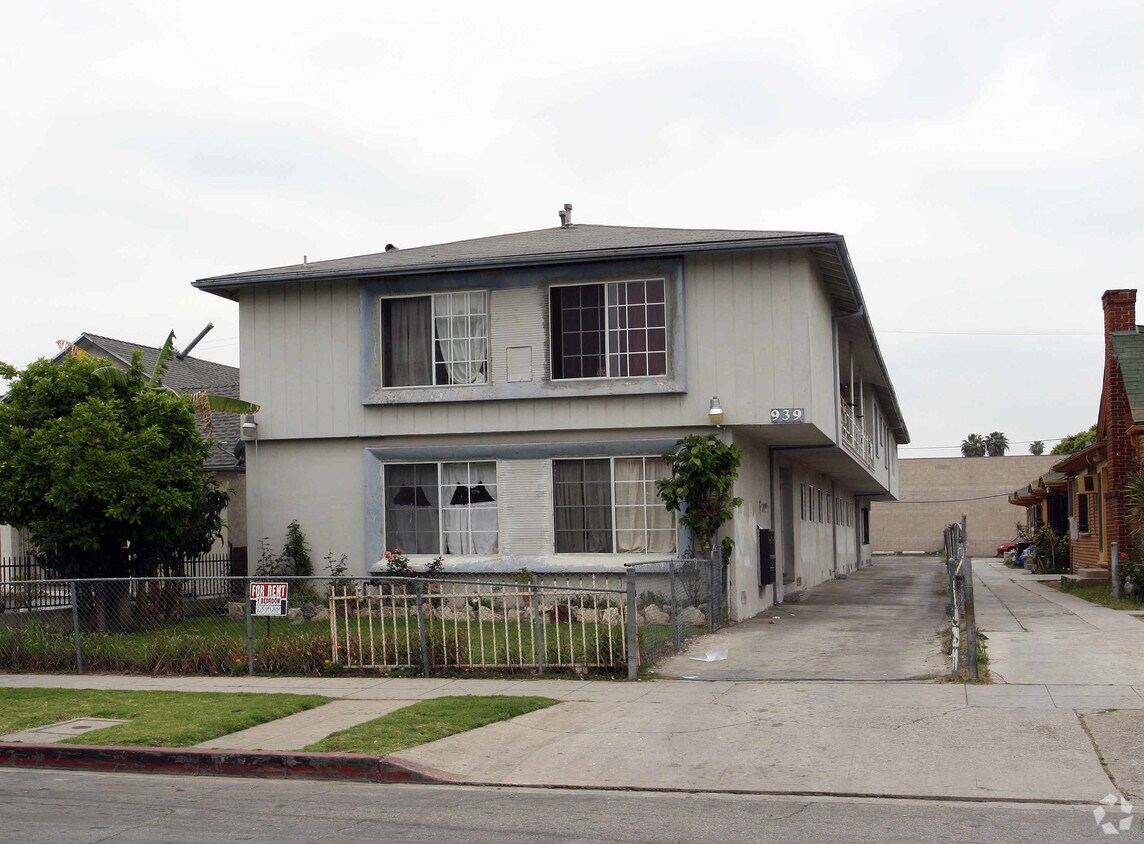 Foto principal - 939 N Oxford Ave
