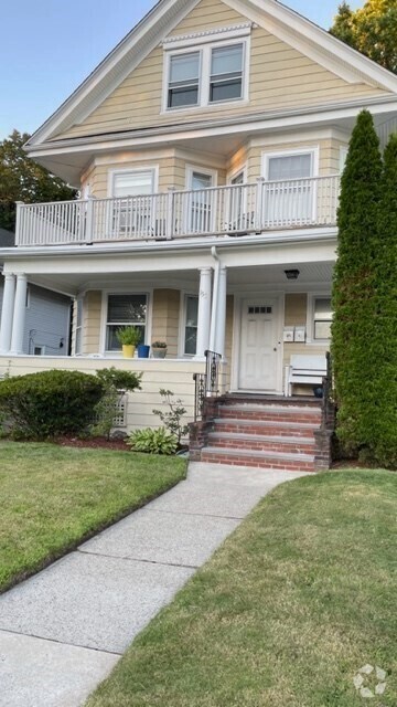 Building Photo - 155 Manthorne Rd