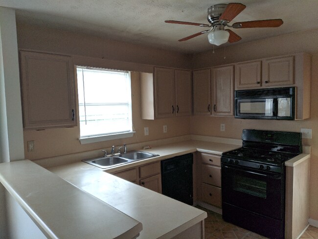 Foto del edificio - 2355 Wellington Cir