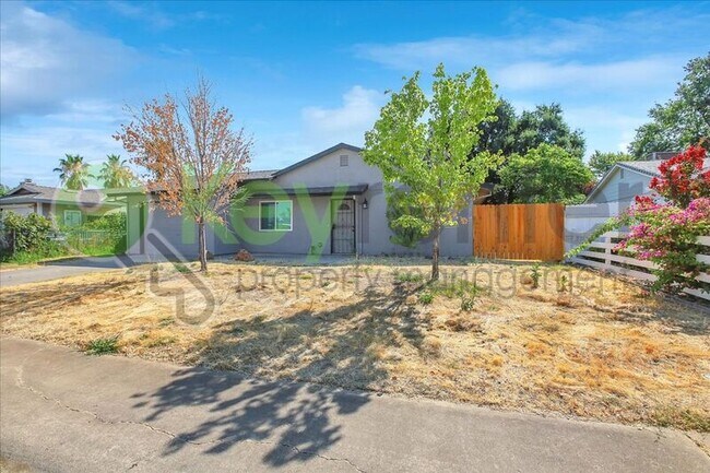 Foto del edificio - 8256 Manhart Dr