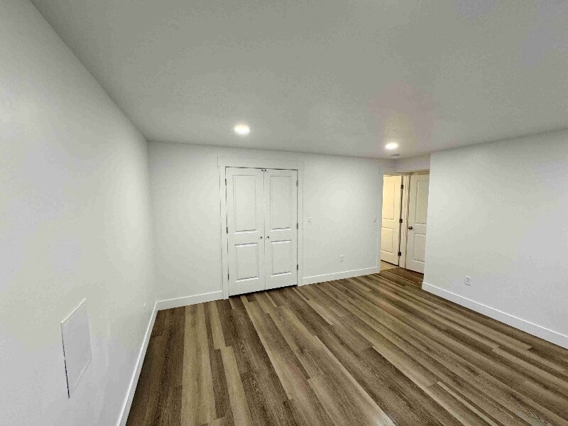 Primary Photo - 1556 S Windsong Dr