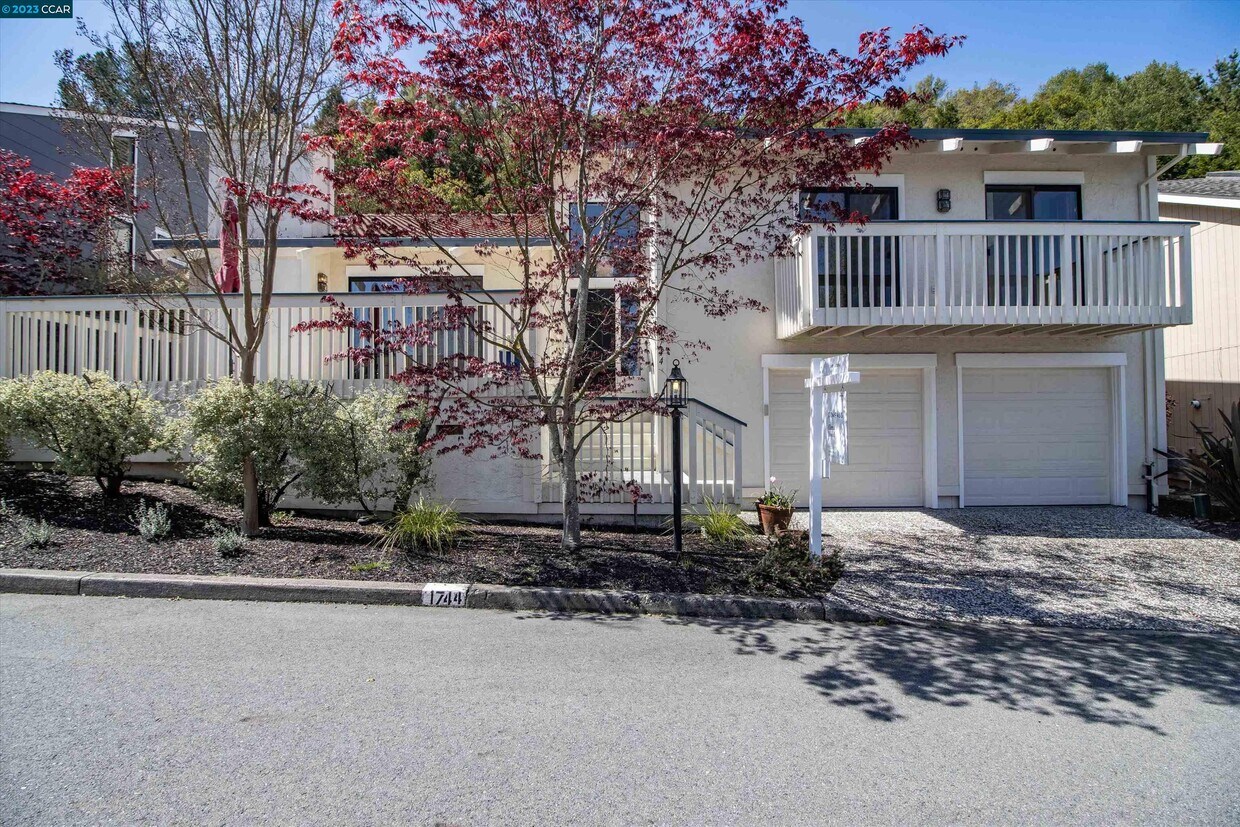 Foto principal - 1744 Spyglass Ln
