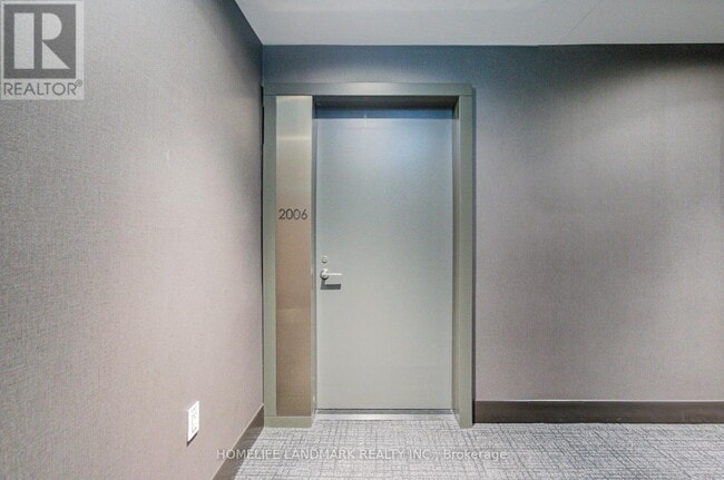 Building Photo - 8 Cumberland St