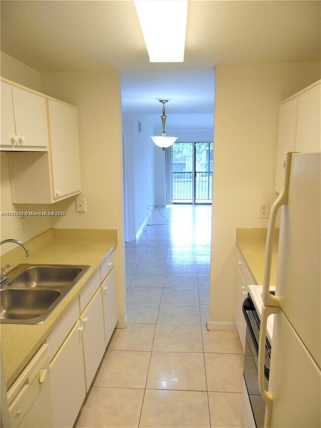 Foto del edificio - 3987 NW 87th Ave