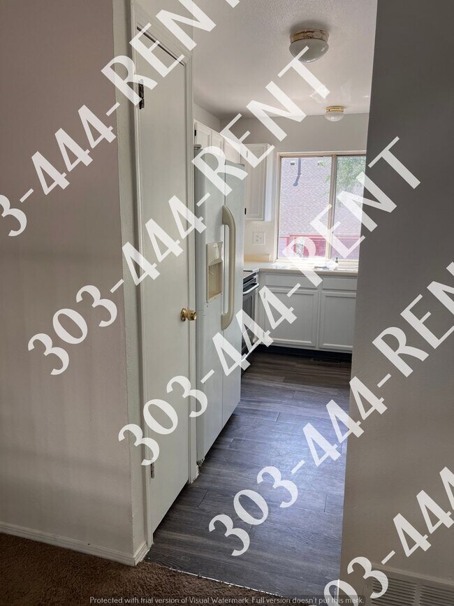 Foto del edificio - Large 3 Bedroom 2 Bathroom located in Gree...