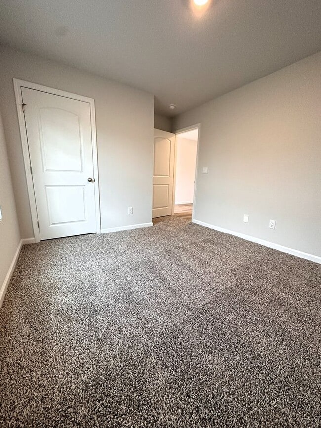 Building Photo - New Construction - Smart Home!