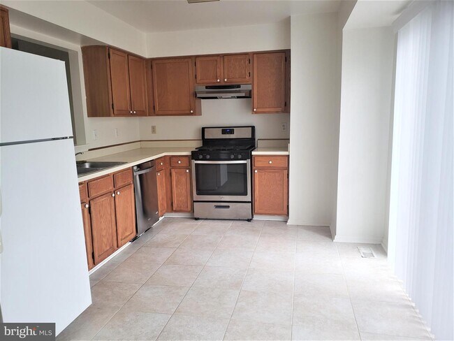 Building Photo - 7381 St Thomas Loop