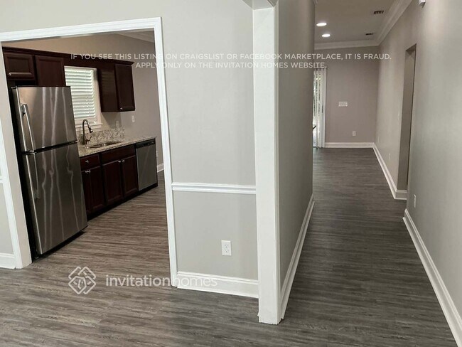 Foto del edificio - 2346 Somerset Rd