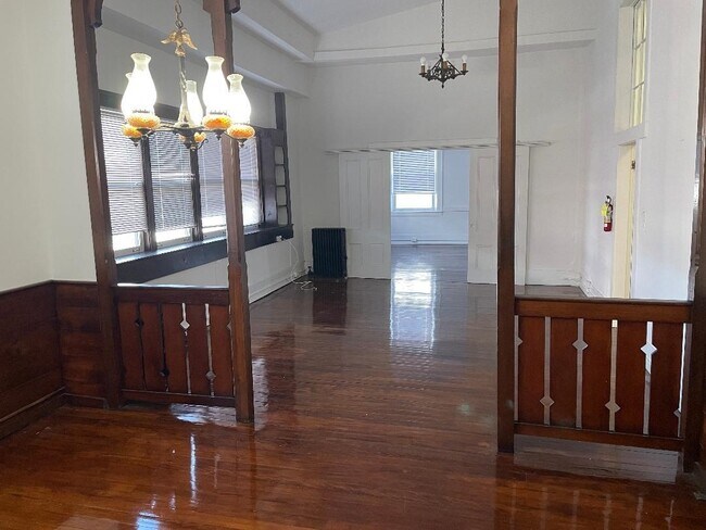 Building Photo - 38 Central Square