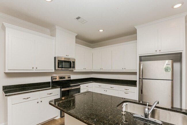 Building Photo - 137 Cedar Brook Drive