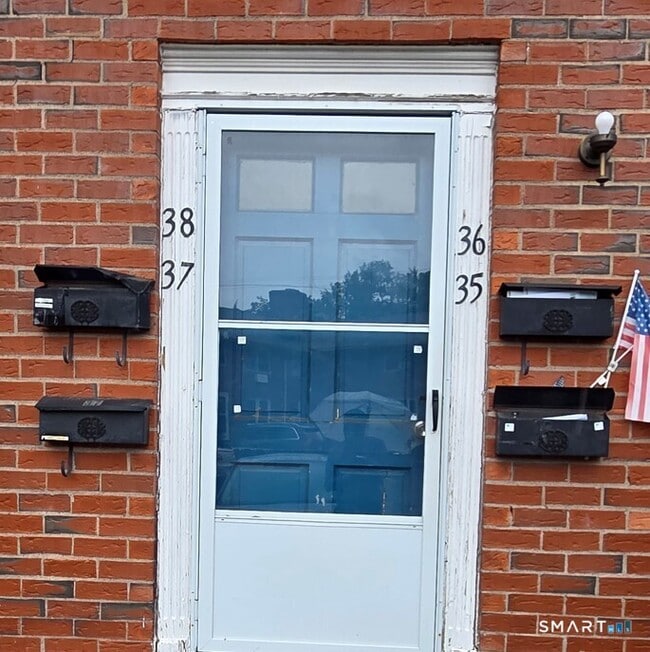 Foto del edificio - 460 Woodbridge St