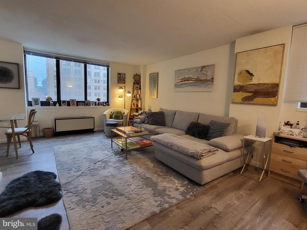 Foto principal - 1420 Locust St