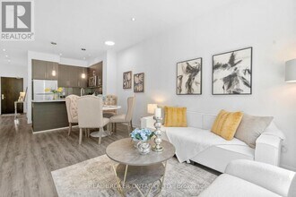 Building Photo - 840 Queens Plate Dr