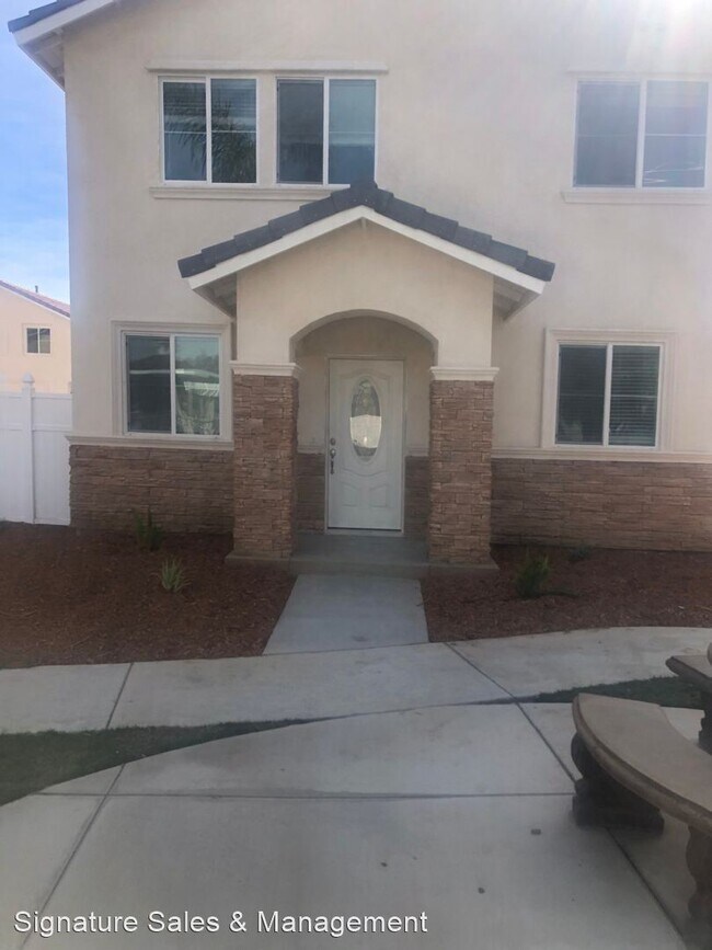 Foto del edificio - 3 br, 2.5 bath House - 6139 Zircon Way