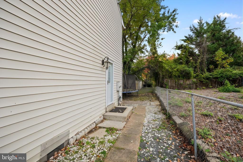 Foto principal - 1328 Dolley Madison Blvd