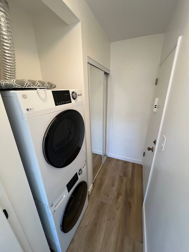 Building Photo - 20 29th Ave