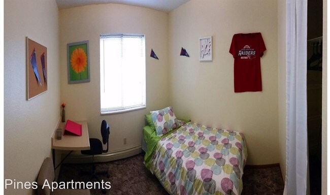 Building Photo - 1203 W Campus Dr