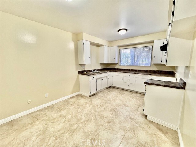 Foto del edificio - 38 Camelback Ave N