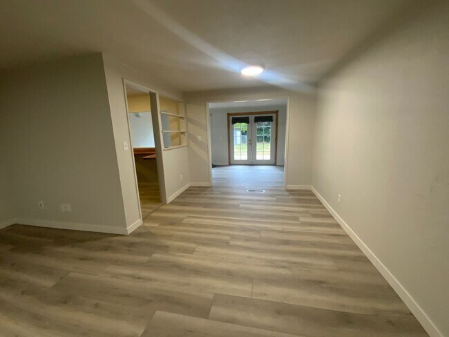 Foto del edificio - Newly renovated Lakewood Gem - Modern Comf...
