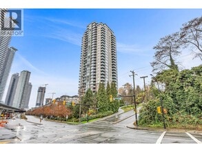 Building Photo - 4888 Brentwood Dr