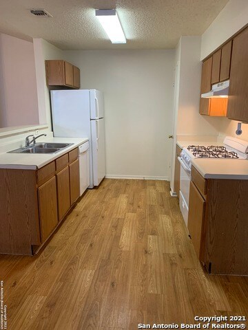 Building Photo - 6323 Worchester Knoll