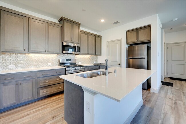 Foto del edificio - 3516 Zellwood Ln