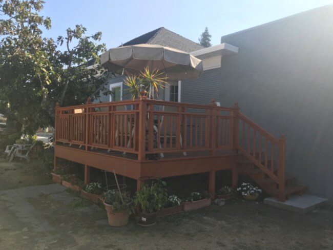 Building Photo - 25455 Soto Rd