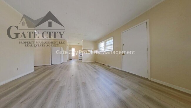 Foto del edificio - 1610 Brockett Ave