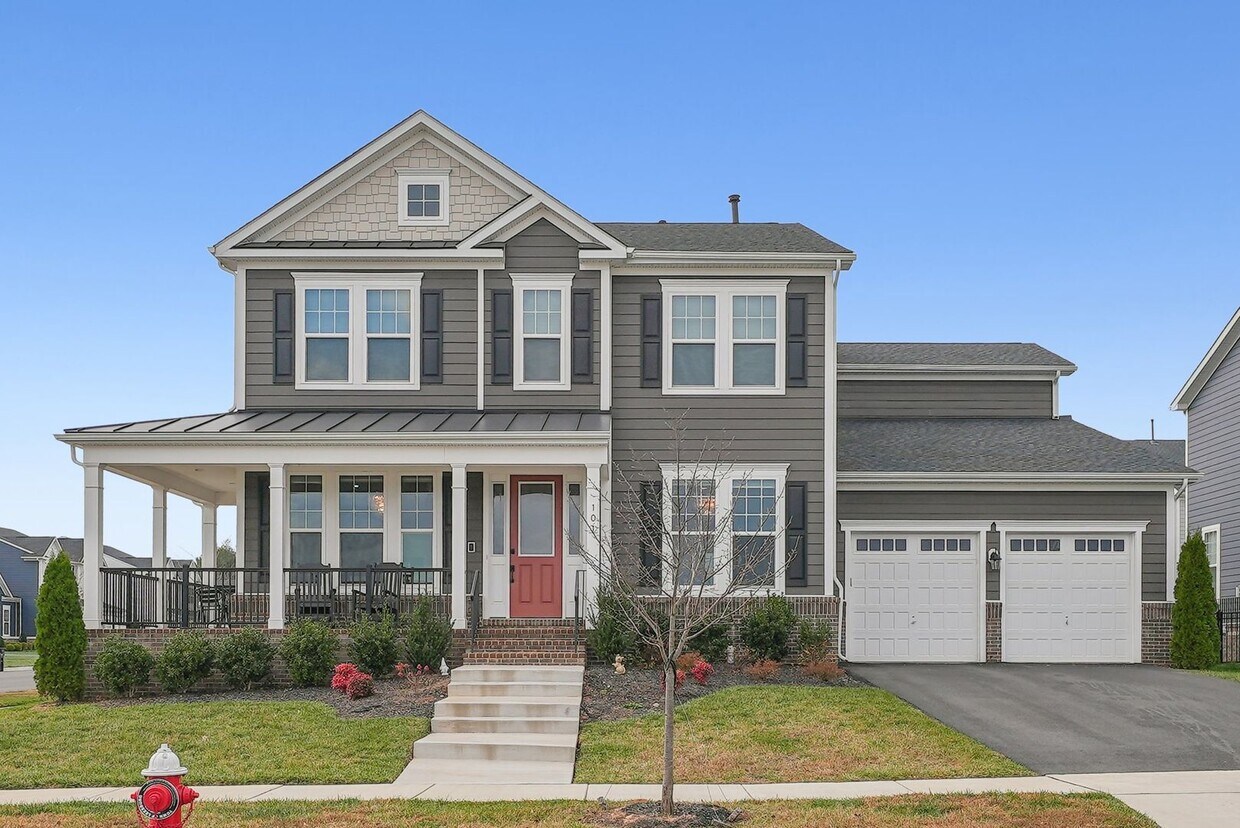 Photo - Welcome to 101 Milvian Way SE, an elegant, light-filled home in one of Leesburg’s most desirable com