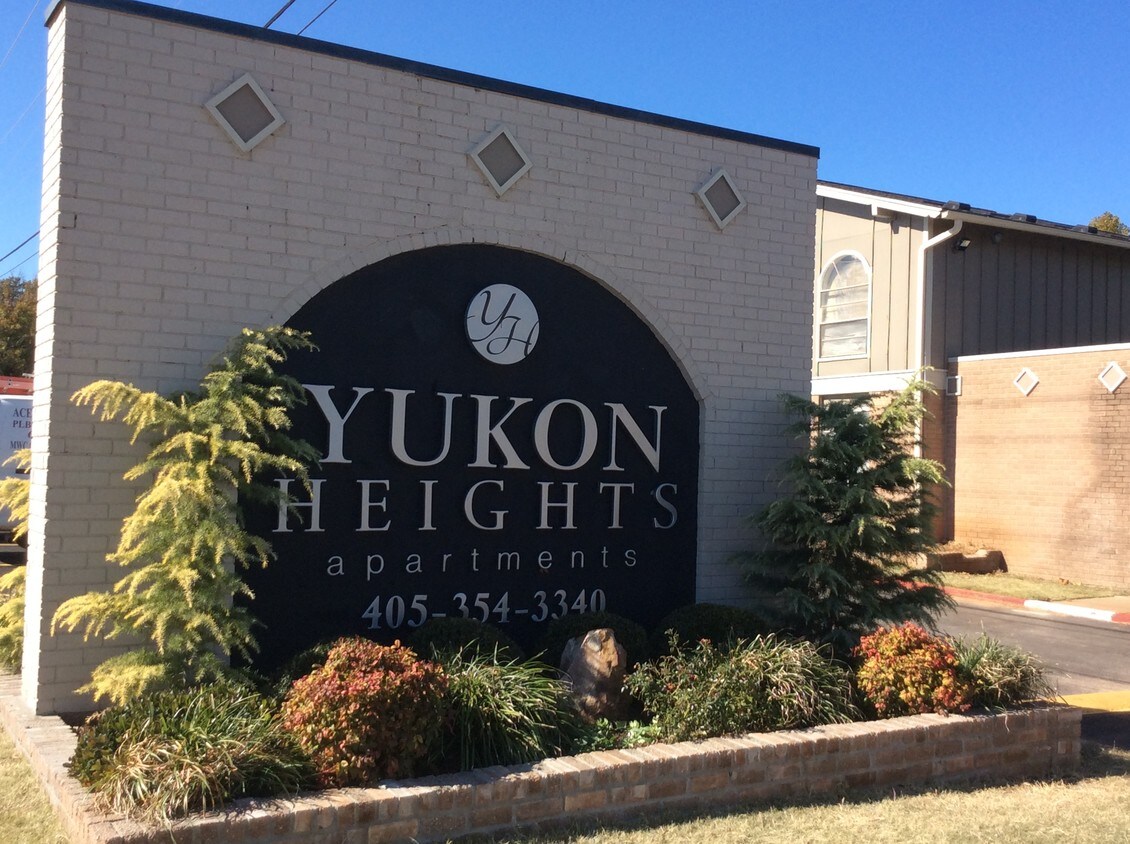 Foto principal - Yukon Heights Apartments