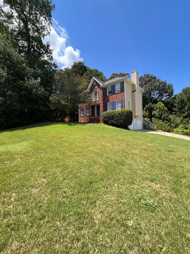 Beautiful 3 Bedroom Home - Beautiful 3 Bedroom Home