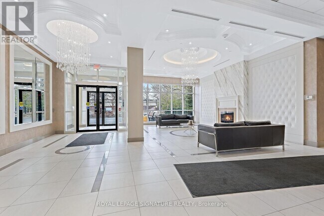 Building Photo - 2396 Major MacKenzie Dr W