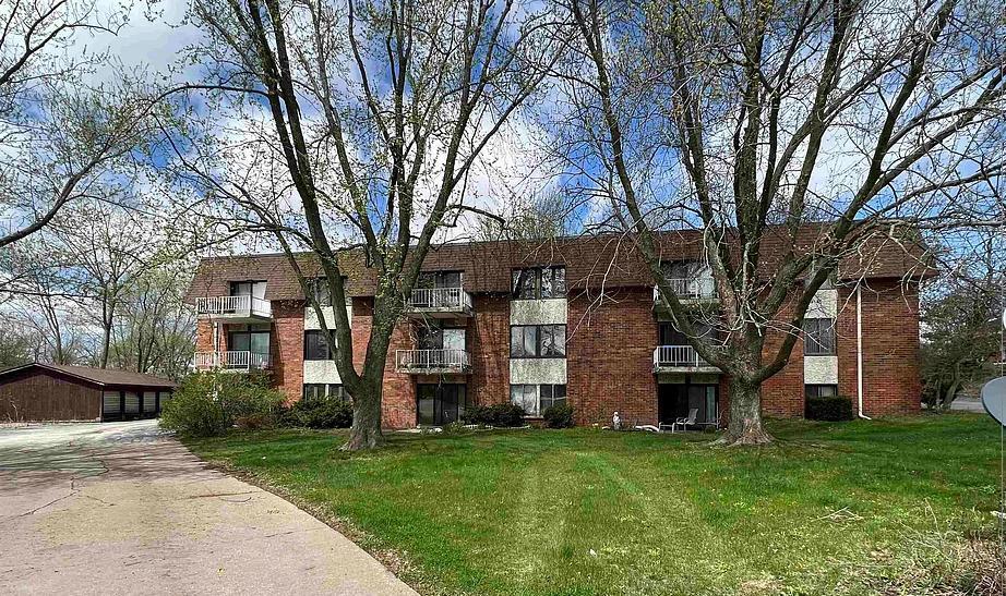 Foto del edificio - 4 Manor Dr