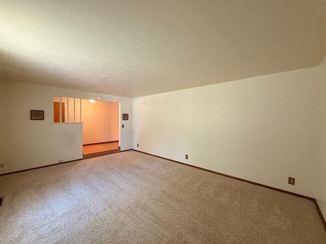 Foto del edificio - 2148 Grove St