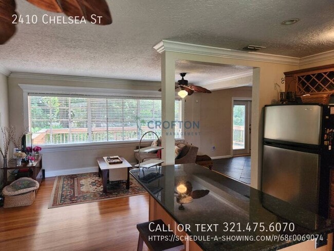 Building Photo - 2410 Chelsea St
