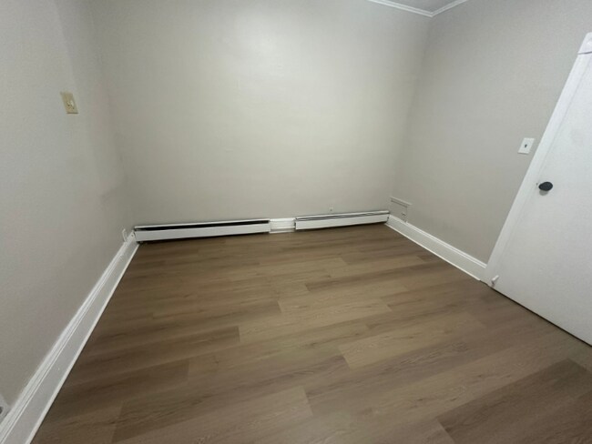 Foto del edificio - 544 Franklin St