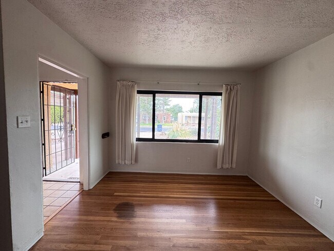 Foto del edificio - 1205 Jackson St SE