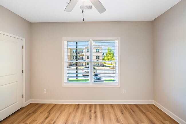 Building Photo - Preston Park Apartments