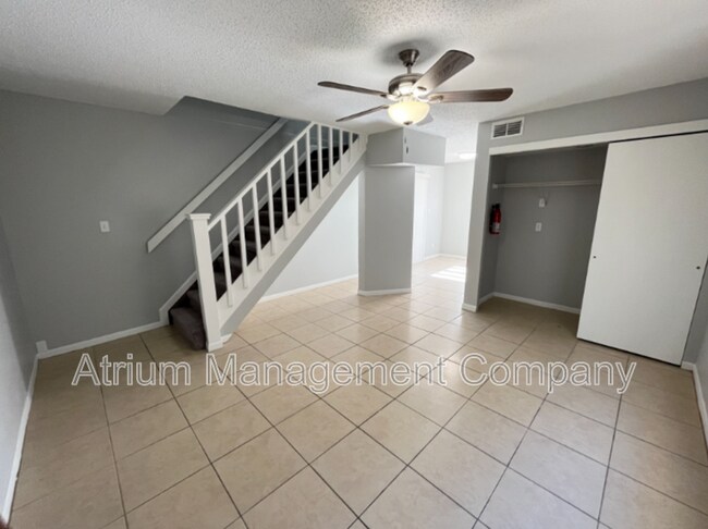 Foto del edificio - 10232 N Ojus Dr