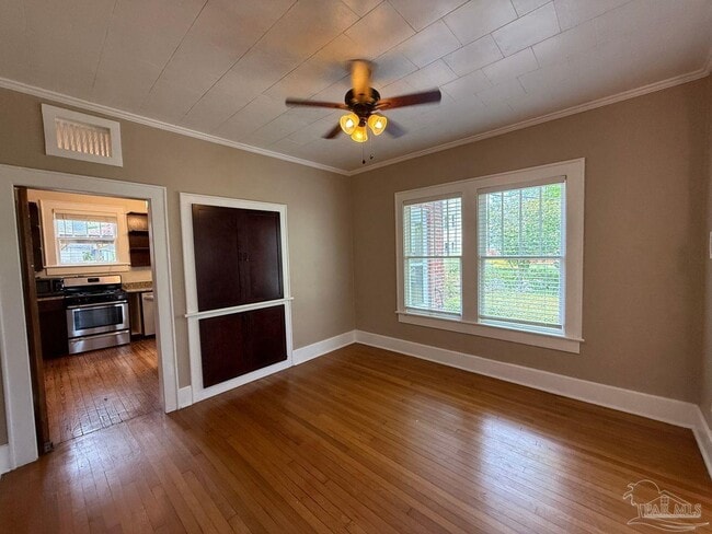 Building Photo - 1721 N 16th Ave