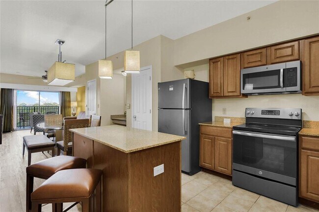Building Photo - 12544 Floridays Resort Dr