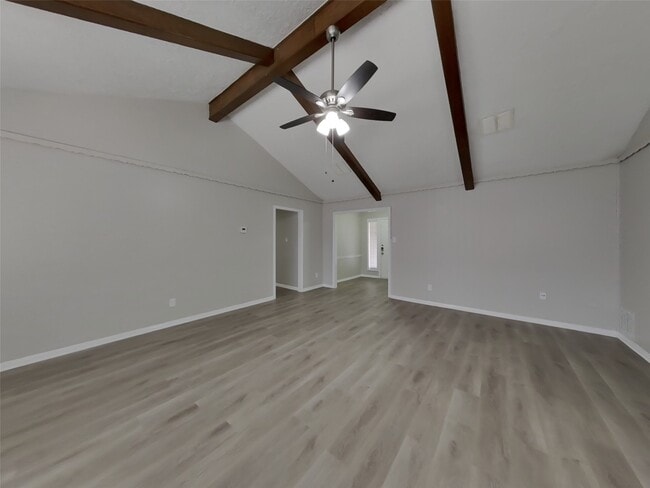 Building Photo - 16311 Green Shade Dr