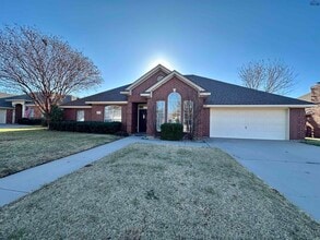 Building Photo - 3028 Whitehall Ln