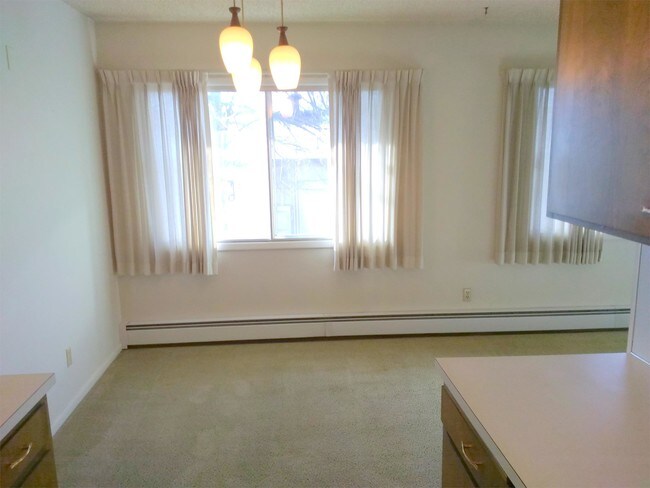 Foto del edificio - 432 Lordwith Dr