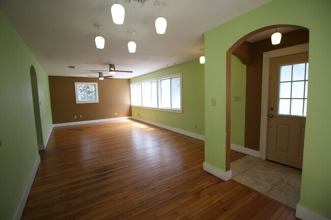 Building Photo - Beautifully updated 3/2 brick home w/ hard...